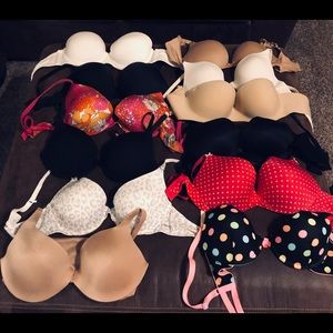 Victoria’s Secret 34D bras